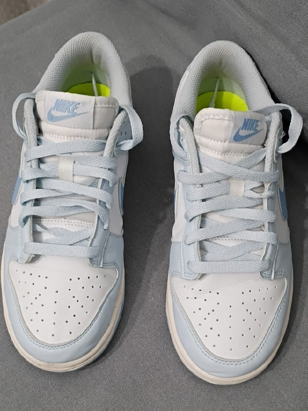 Nike Women's Dunks Low-Top Sneakers - Light Blue & White Size 8 - Picture 2 of 13